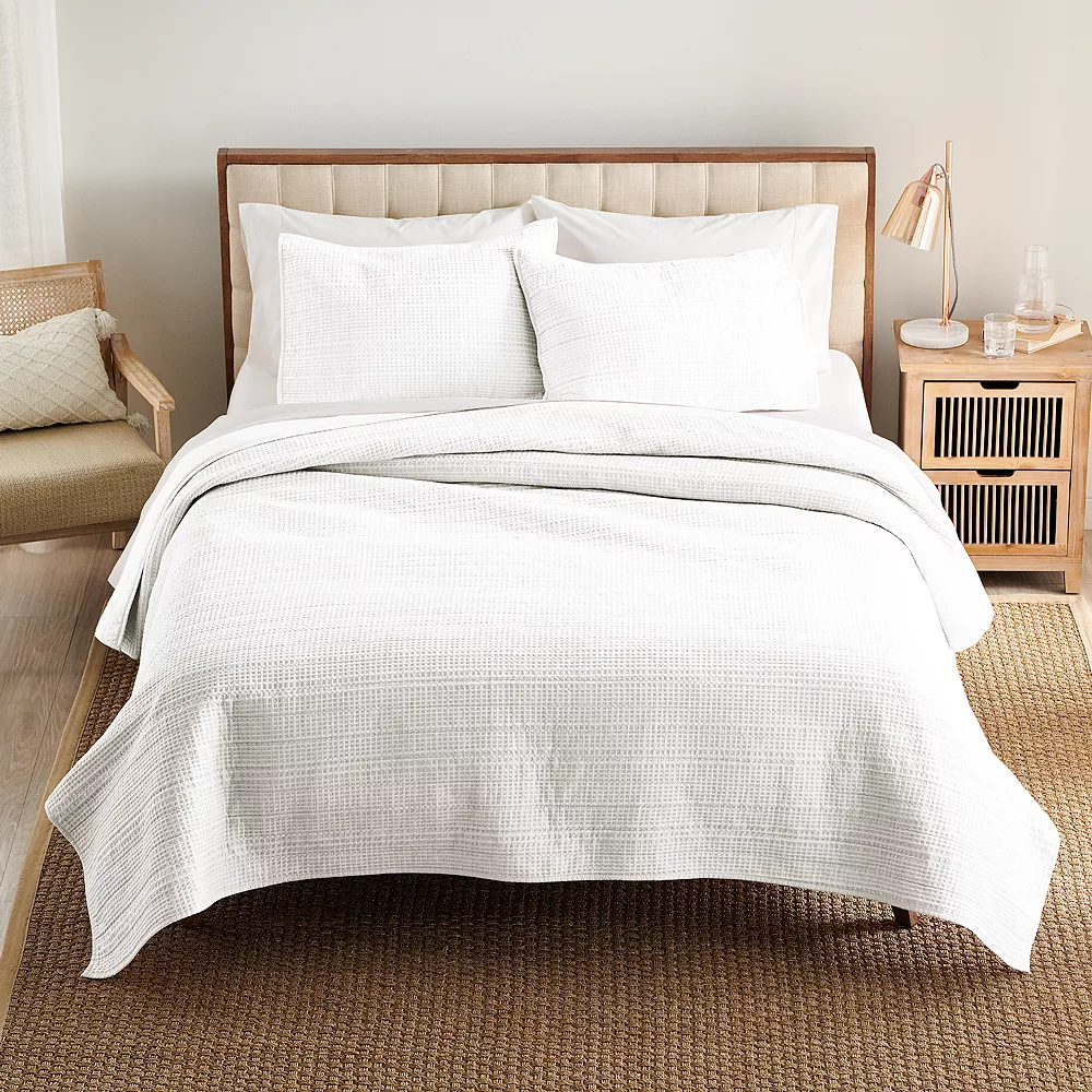 Sonoma Goods For Life® New Traditions Waffle Quilt or Sham Sonoma Goods For Life® New Traditions Waffle Quilt Or Sham -Sonoma Goods For Life 5033908 White